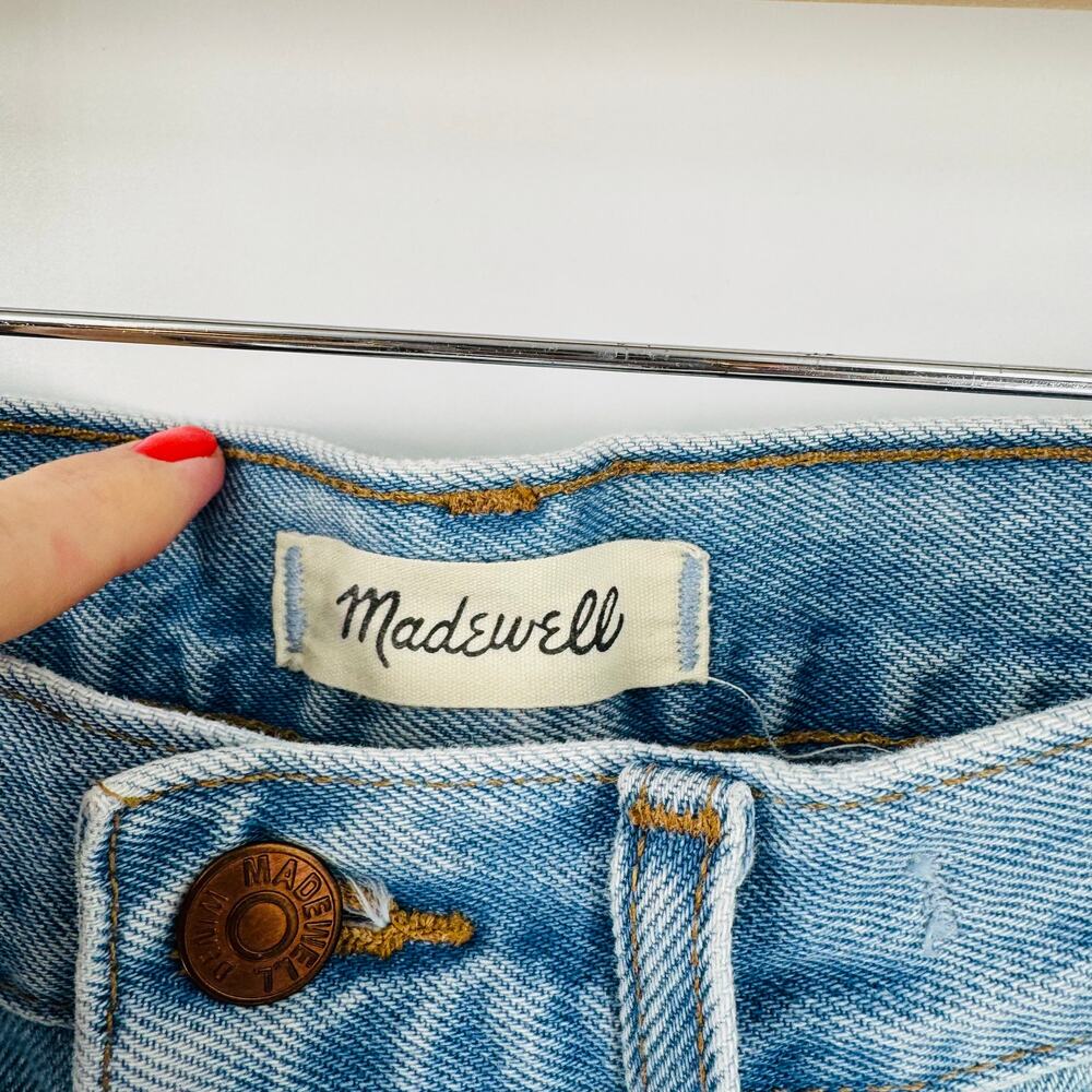 Madewell Light Wash Relaxed Denim Shorts Classic Cutoff Size 28 - Picture 3 of 8